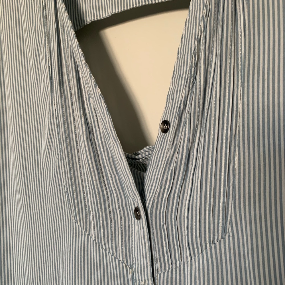 Striped button down blouse - Picture 3 of 7